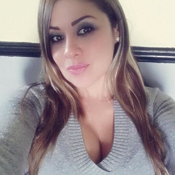 Contact met Anoushka, 45 jarige Vrouw uit Groningen