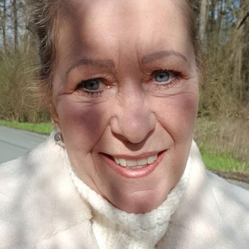 date met Hiluxe