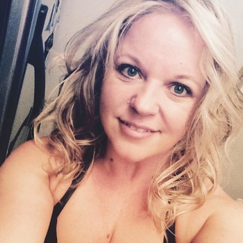 Contact met Annaaa, 51 jarige Vrouw uit Zuid-Holland