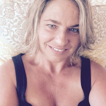 Contact met Bibird, 49 jarige Vrouw uit Noord-Holland