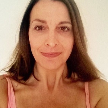 Contact met Justinee, 48 jarige Vrouw uit Utrecht