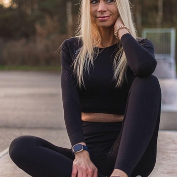 35 jarige Vrouw uit Witteveen zoekt man