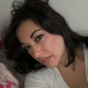 Contact met Manonnn123, 51 jarige Vrouw uit Noord-Brabant